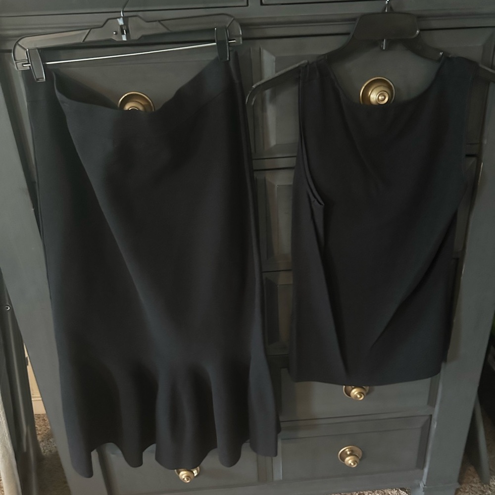 Eva Mendes Black Midi Trumpet Knit Skirt Set sixe 1X
